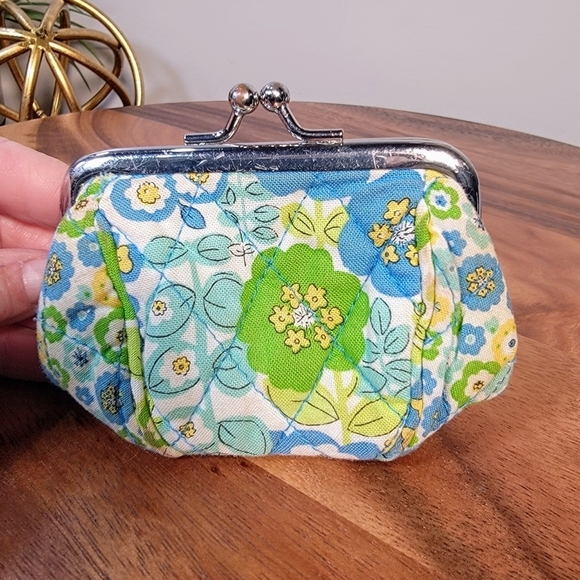 Vera Brandly English Meadow Floral Quilted Count Purse Small Kiss Lick Bag - Picture 2 of 16